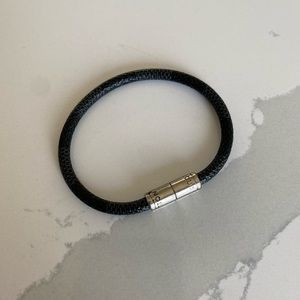 Louis Vuitton Keep It Bracelet